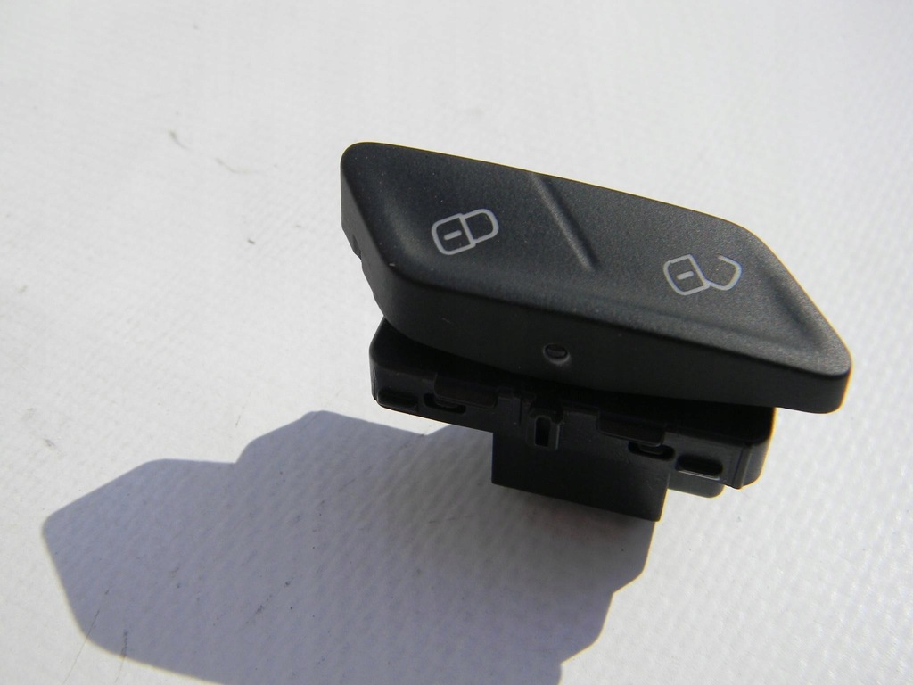 фото №1, Ap кнопка центрального замка 5g0962125a golf vii