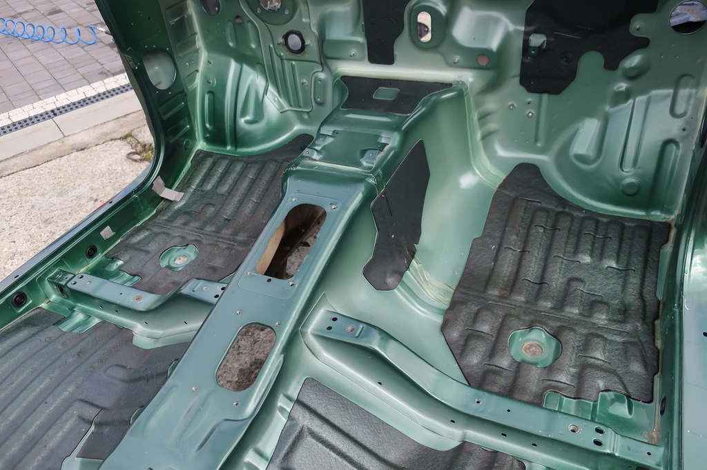 фото №6, Пол багажника порог крыло suzuki jimny ideał