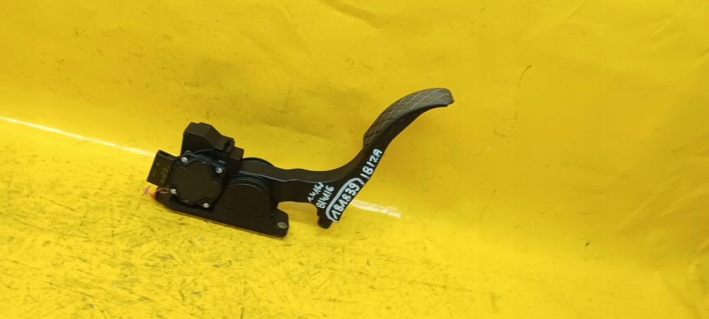 фото №1, Потенціометр газу ibiza 1,4b 16v 02807522a5