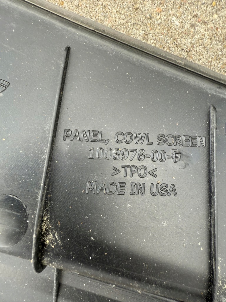 Купити Жабо tesla model s 1008976-00-f