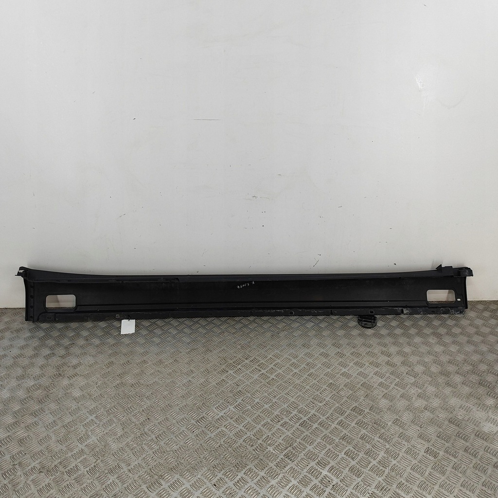 фото №2, Porsche cayenne 92a 2011 порог