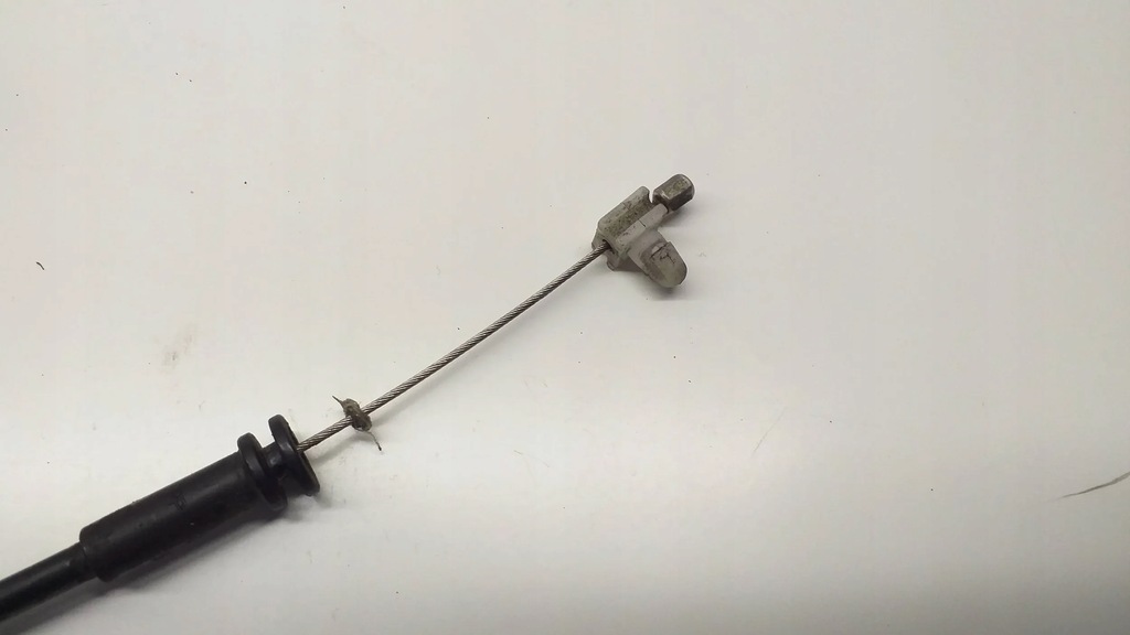 фото №5, Peugeot 208 2008 трос тяга капот клипса ok