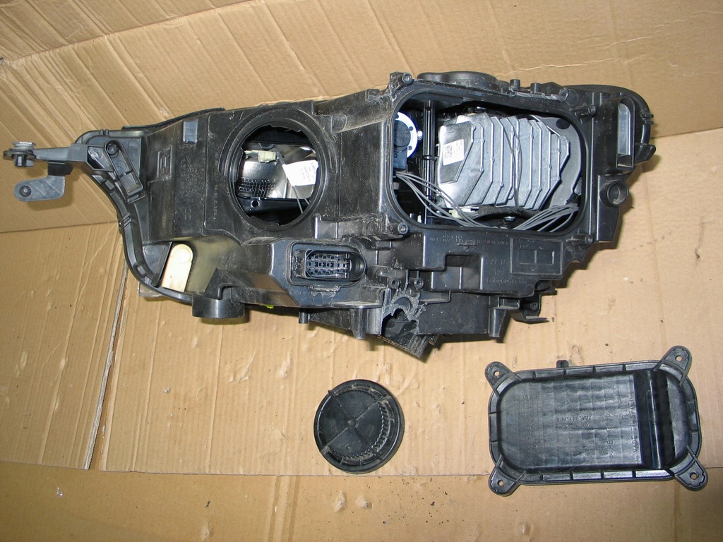 фото №16, Лампа перед led vw t-roc 2ga941036h europa