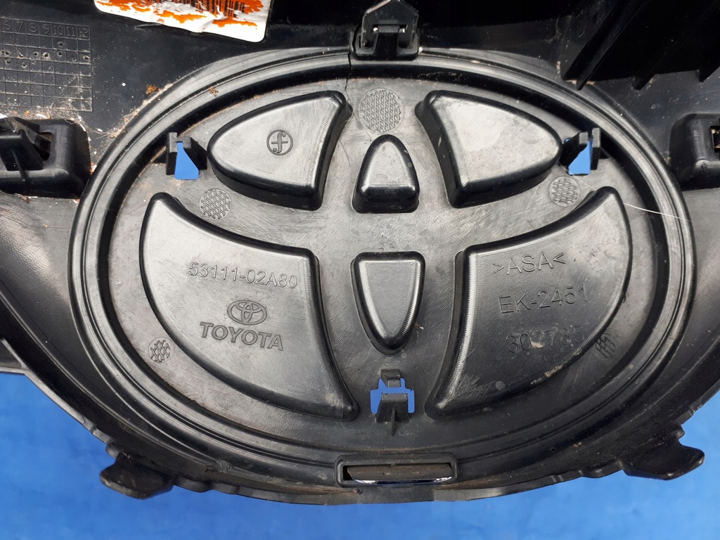 фото №12, Toyota corolla e16 lift 2016-2018 16- решітка радіатора решітка радіатора