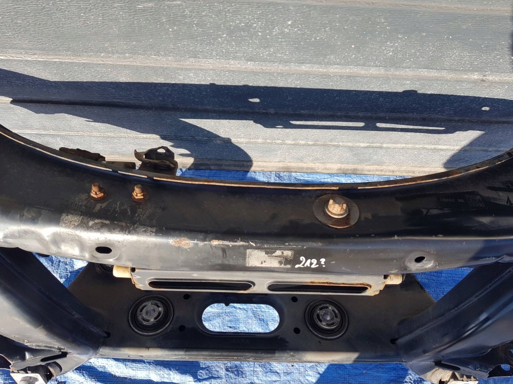 Підрамник задні підрамник підрамник задній mercedes- e w212 Київ