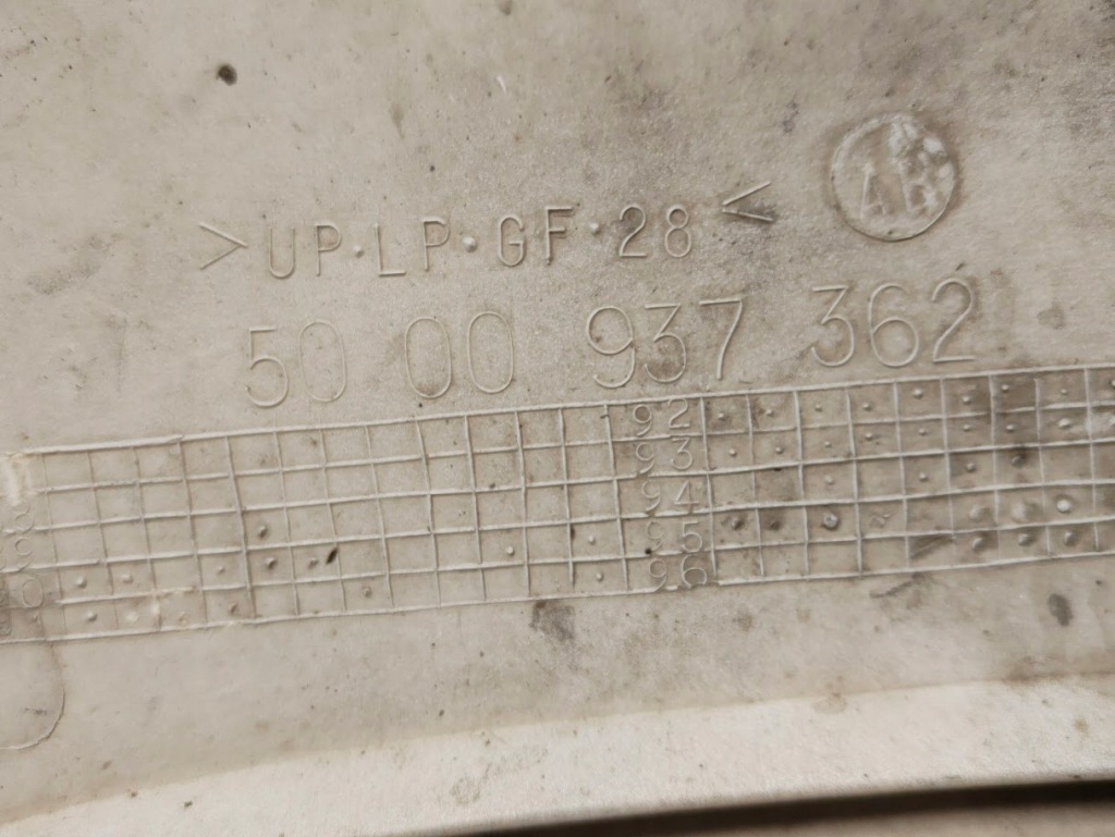 Кутик облицювання кабіни лівий renault magnum dxi 5000937362 Київ