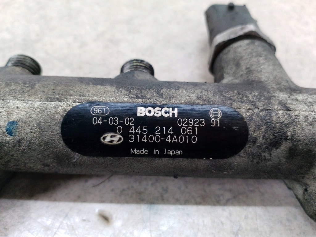 фото №1, Молдинг впрыскная дизель kia sorento i 31400-4a010 0445214061 bosch 2.5