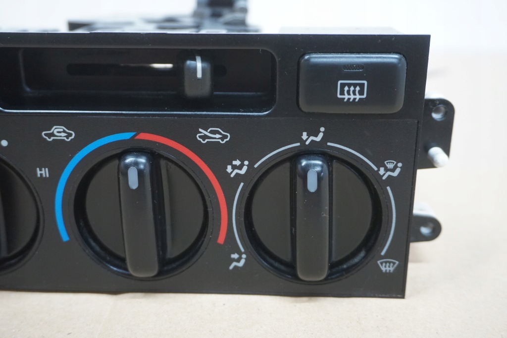 фото №7, Land cruiser 90 95 панель перемикач обдув обдув a/c 96-02r