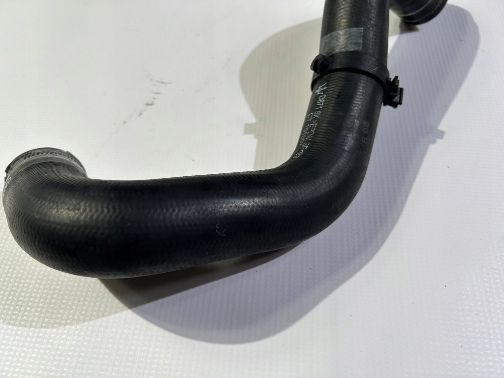 Шланг пабтрубок  трубка воды водяная радиатора maserati ghibli 3.0 m157 2013- Недорого