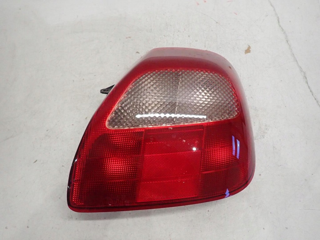 фото №1, Лампа задняя задняя правая toyota mr2 53-09303
