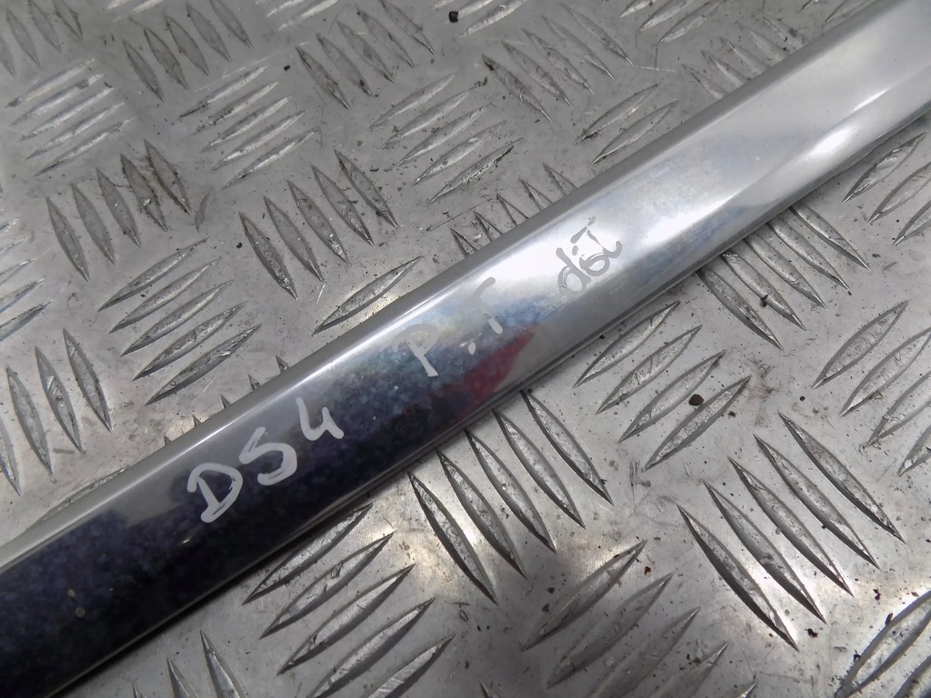 фото №3, Citroen ds4 2011 молдинг дверь хром правая нижняя