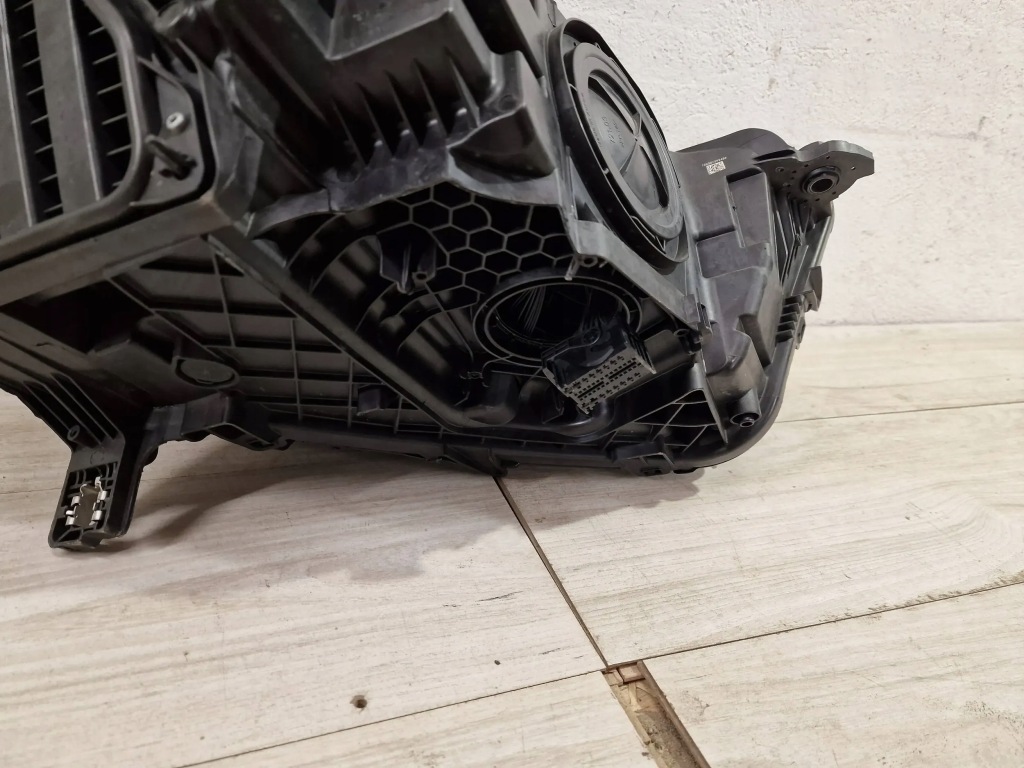 Фара левая перед audi q3 2 83a full led 83a941033 Оригинал