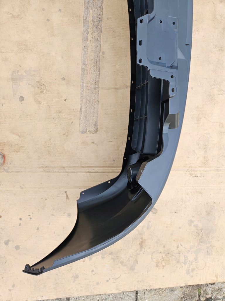 Новий бампер перед nissan nv200 nv 200 62022 3lg0a f2022-3lgah Оригінал