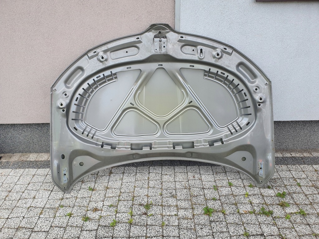 фото №3, Skoda rapid капот кришка двигуна