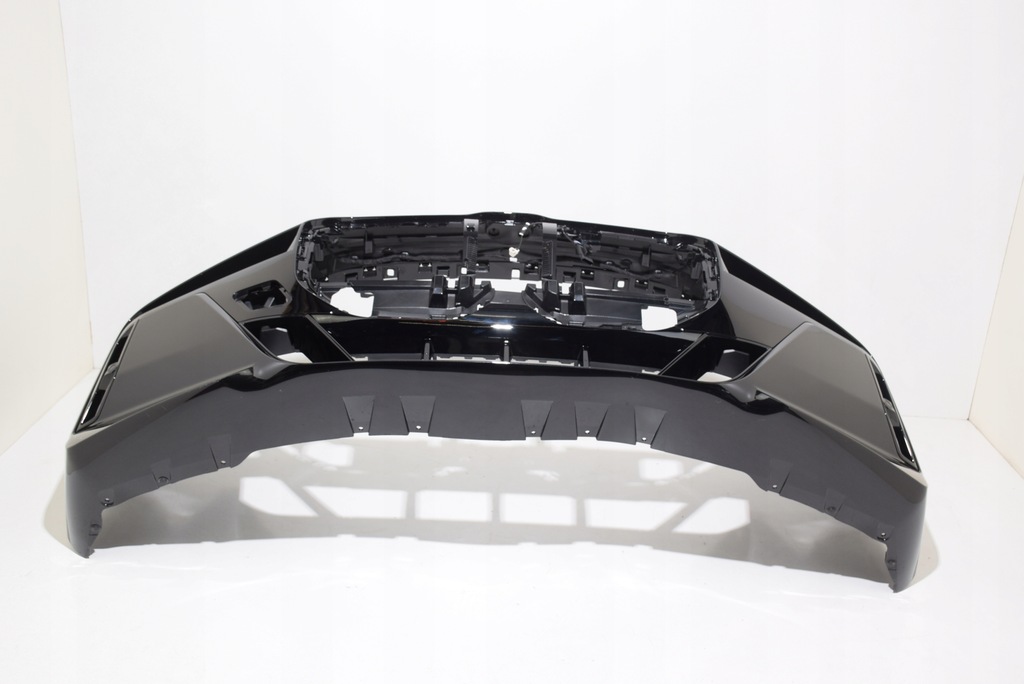 фото №14, Bmw 7 g70 бампер перед m-pakiet 6 pdc 475 black sapphire ece