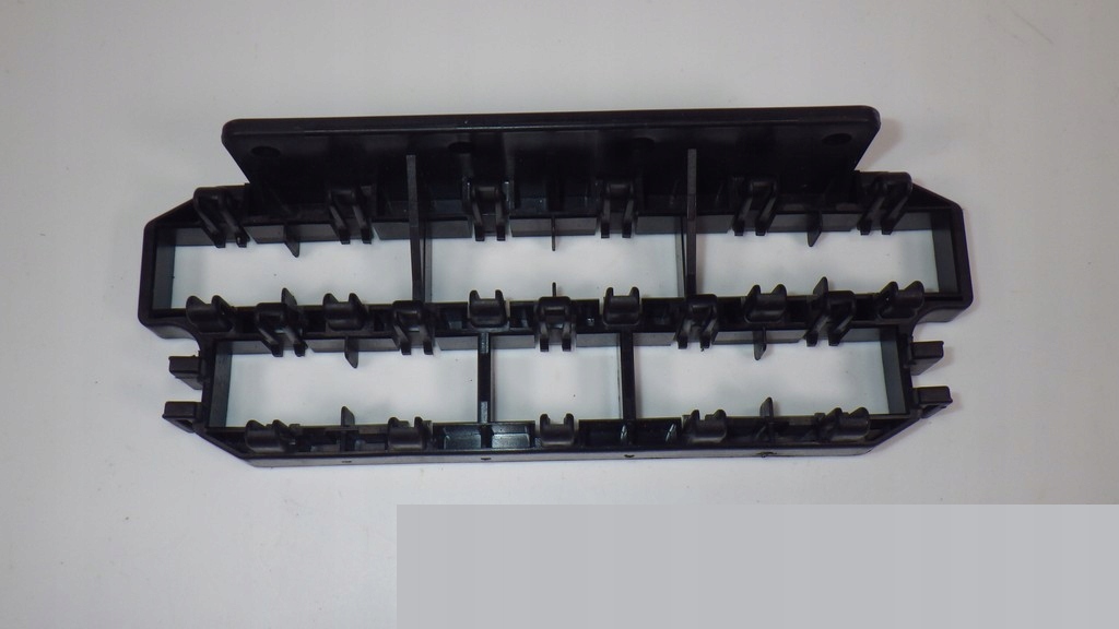 фото №1, Рамка штекер audi s8 a8 d3 d2 a6 c4 4a0937545e