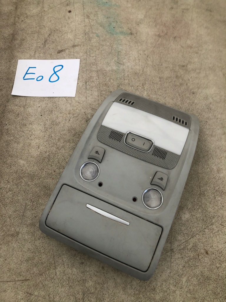 фото №1, Audi a4 8k лампа стельовий 8t0947135bf