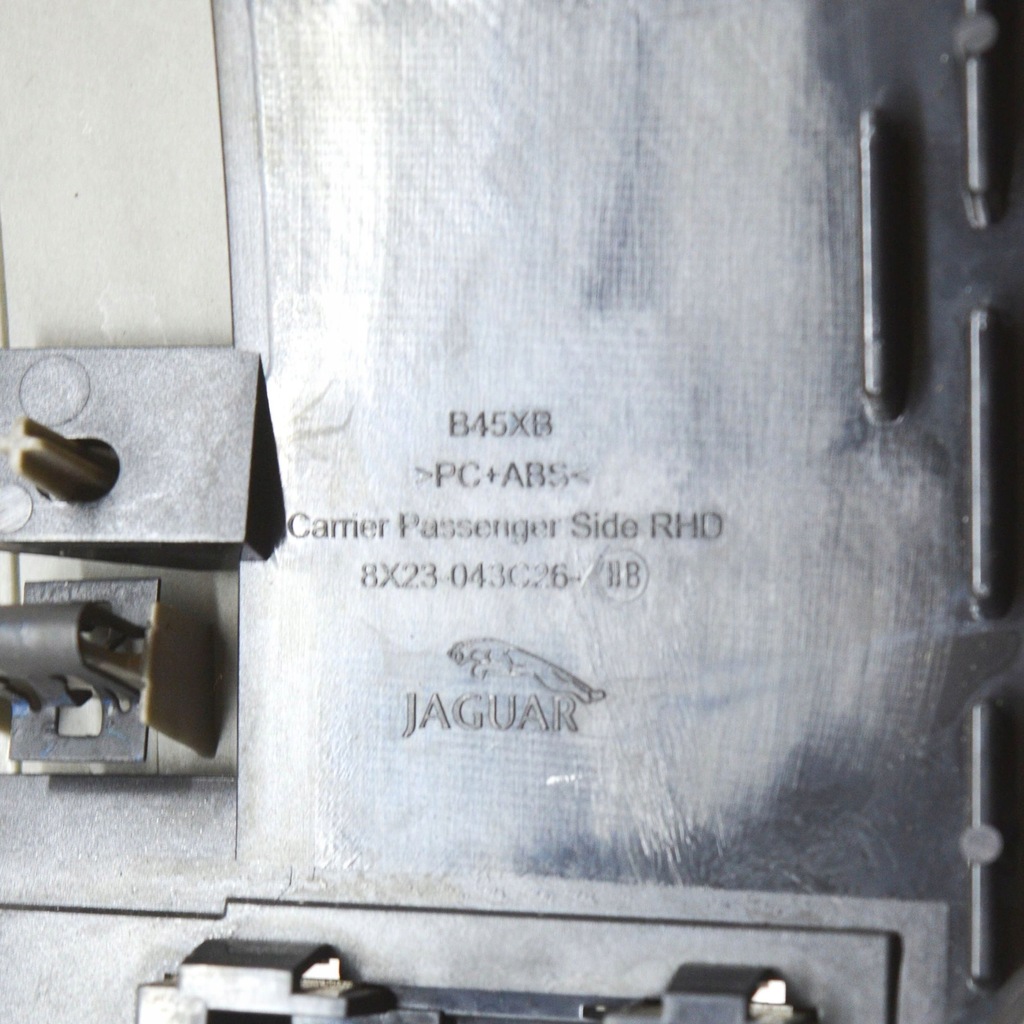 фото №6, Jaguar xf x250 2008 рамка бардачка панели приборной панели