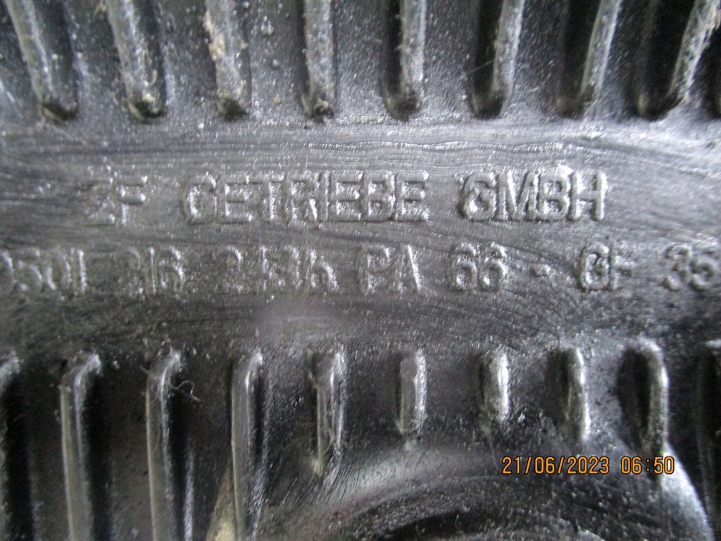 Поддон коробки передач bmw 5 e60 3.0d Оригинал