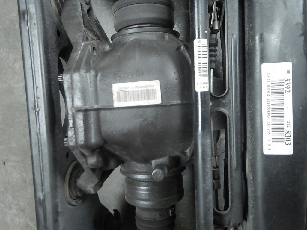 Купити Mercedes e w212 міст диференціал задній 2.2 cdi 2123501104