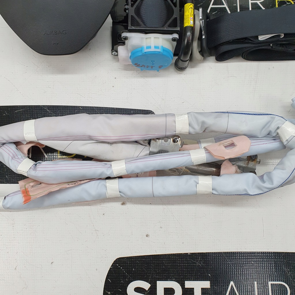 фото №10, C1 приборная панель консоль подушки безопасности ремни подушка безопасности