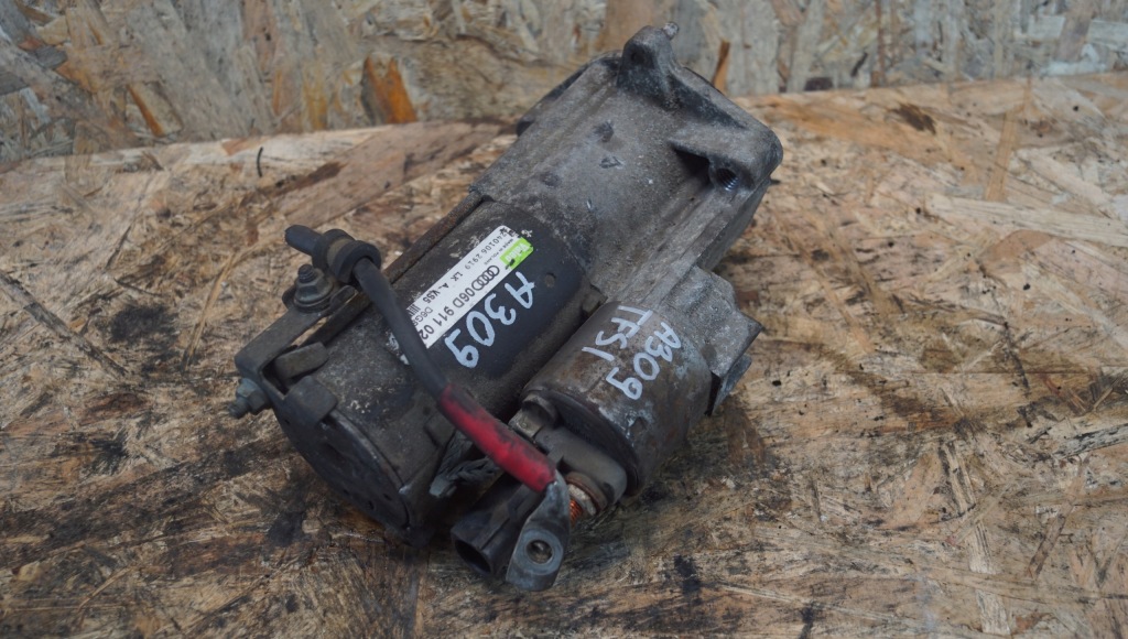 Стартер audi a4 b7 2.0 tfsi 06d911023a в Україні