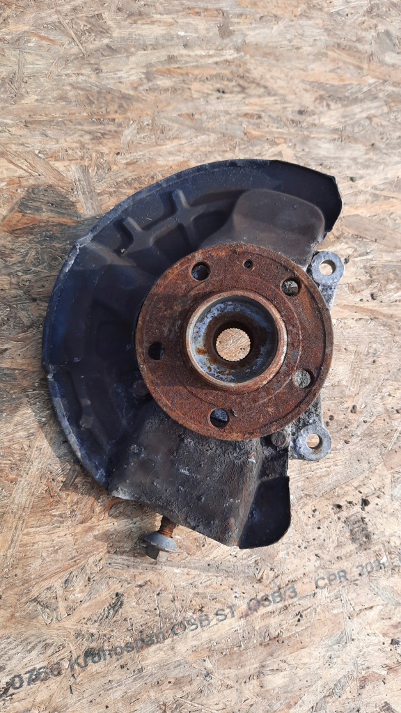 фото №1, Поворотний кулак права перед volvo v70 9461944