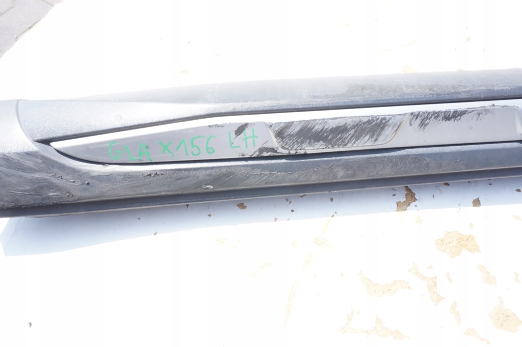 Молдинг порог левая mercedes gla x156 Цена