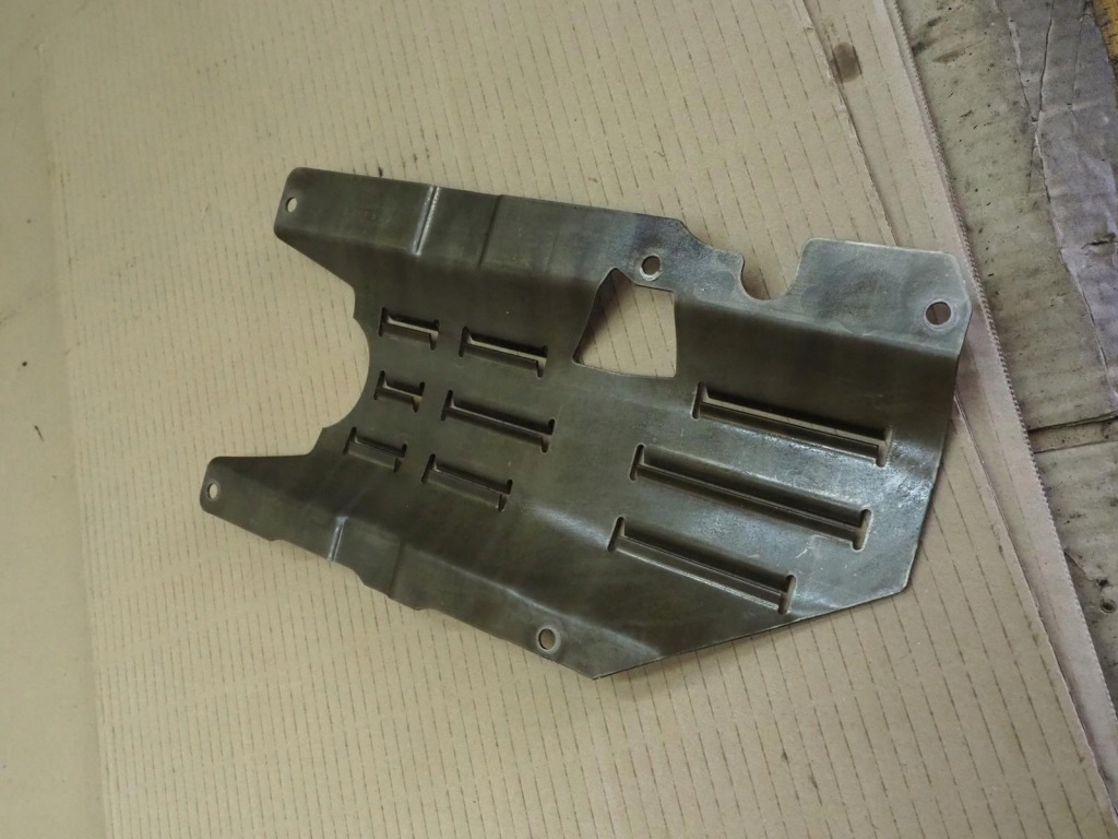 Накладка fali масляный картера 3.0 v6 jaguar s-type 9g767aa Недорого