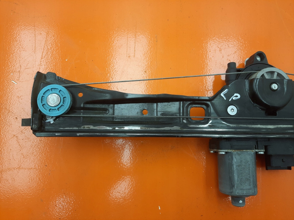 Citroen nemo 08-15 подъемник стекло перед левый 130822398 8hs Недорого