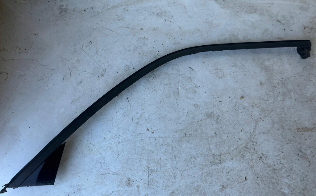 фото №1, Рамка молдинг верхний дверь левый перед c4 grand picasso ii 9677102180 #24