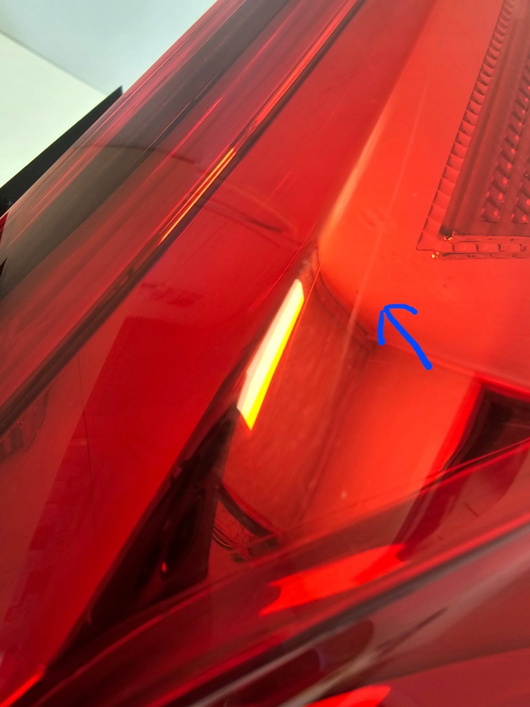 фото №11, Vw t-roc лампа правый задняя задняя правая oem 2ga945096
