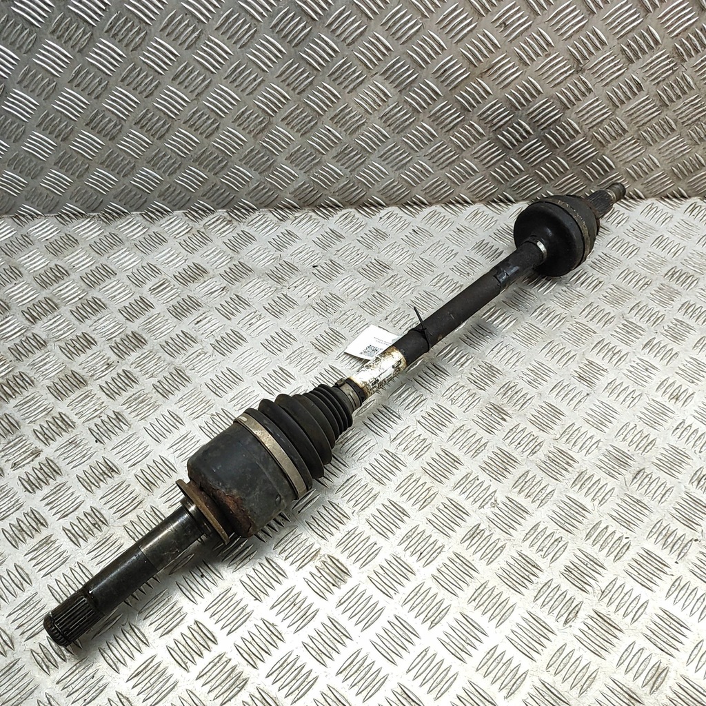 фото №2, Land rover range rover sport l494 2018 левая сторона приводной вал задняя