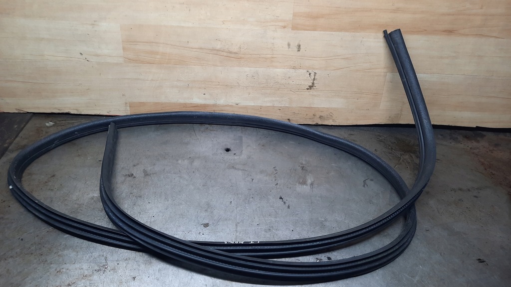 фото №1, Прокладка дверь левый задняя renault modus i 04r