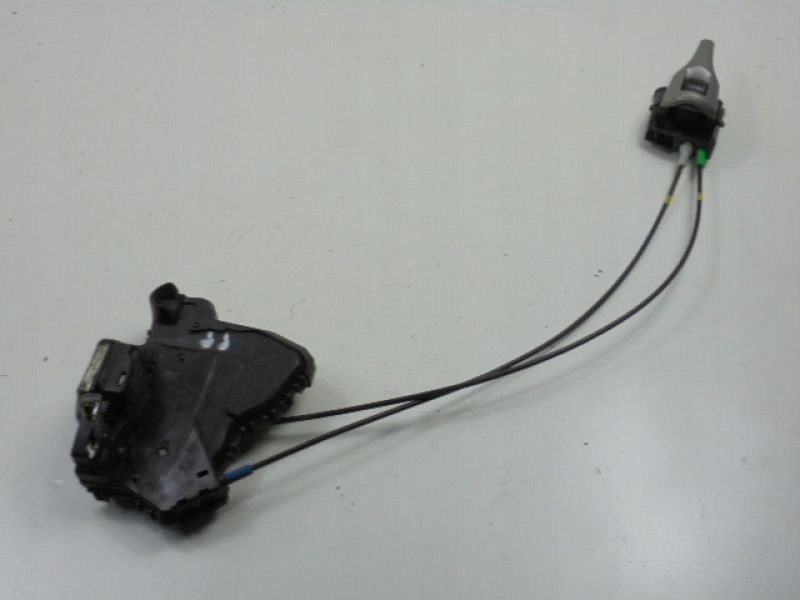 фото №4, Toyota auris i e150 замок перед правый 07-09