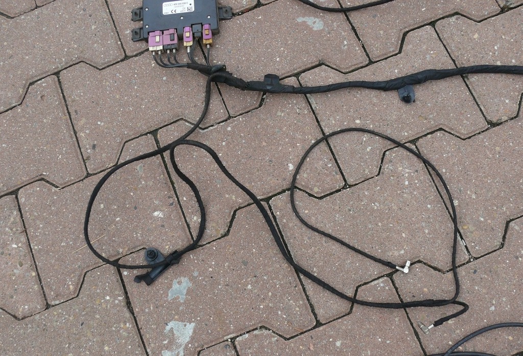 фото №8, Електропроводка динаміків телефону навігації audi a6 c5