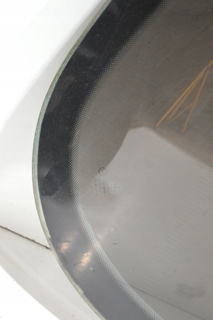 Стекло задний  кузовная без mleka 1993 mercedes w140 купе cl c140 1406701980 в Украине