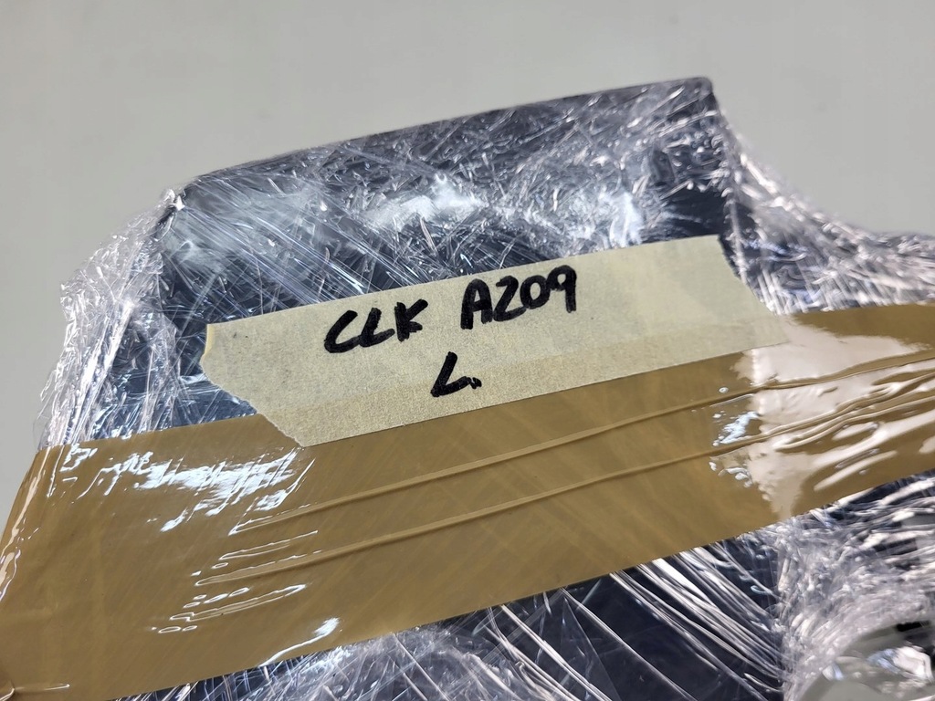 фото №11, Mercedes clk a209 w209 c209 lift заглушка распылителя крышка левая 755