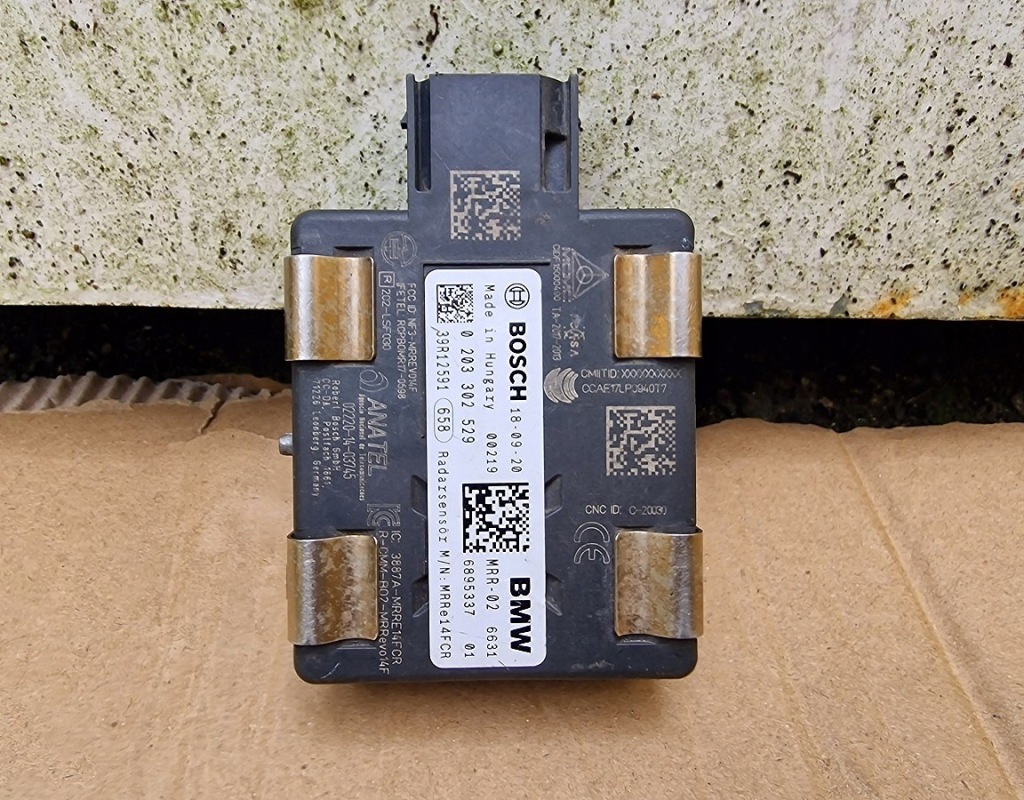 фото №1, Bmw x5 g05 6895337 18-21 датчик acc радар