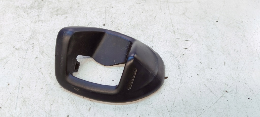 фото №2, Рамка корпус ручки сидіння ліва audi a5 8t coupe 8t0881607