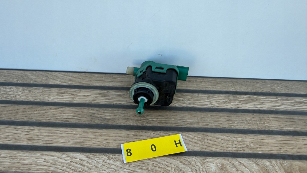 фото №1, Моторчик регулювання лампи renault scenic 2 ii vivaro clio master 80h