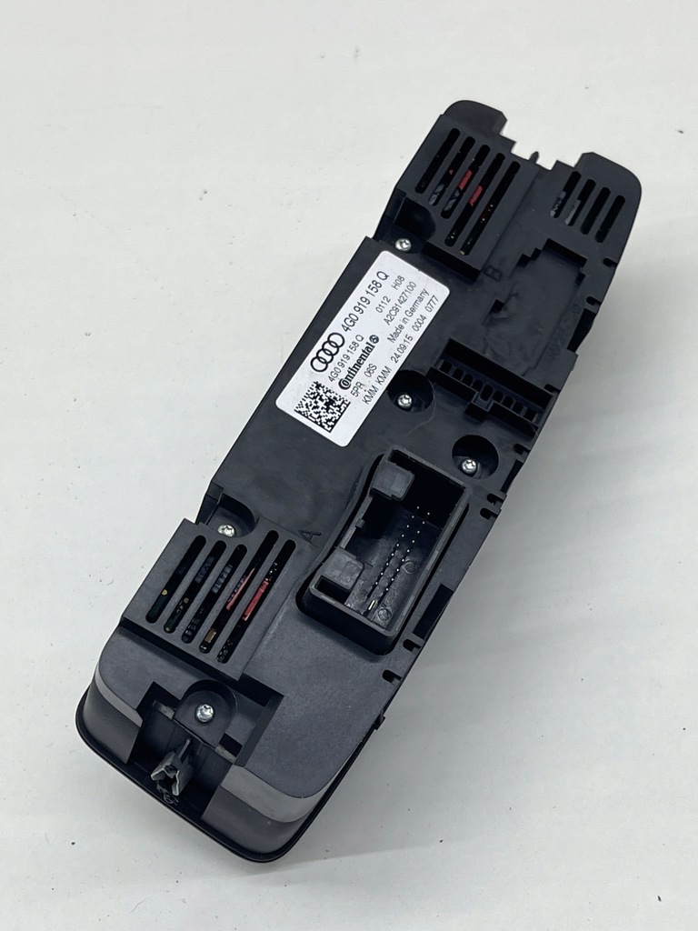 фото №10, Audi a6 a7 c7 панель обдув кондиціонера задня тунель середнього