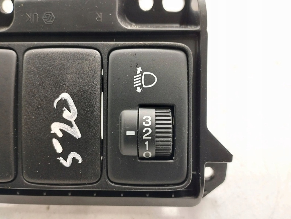 фото №7, Honda civic ix 2012 кнопка / ручка регулировки света