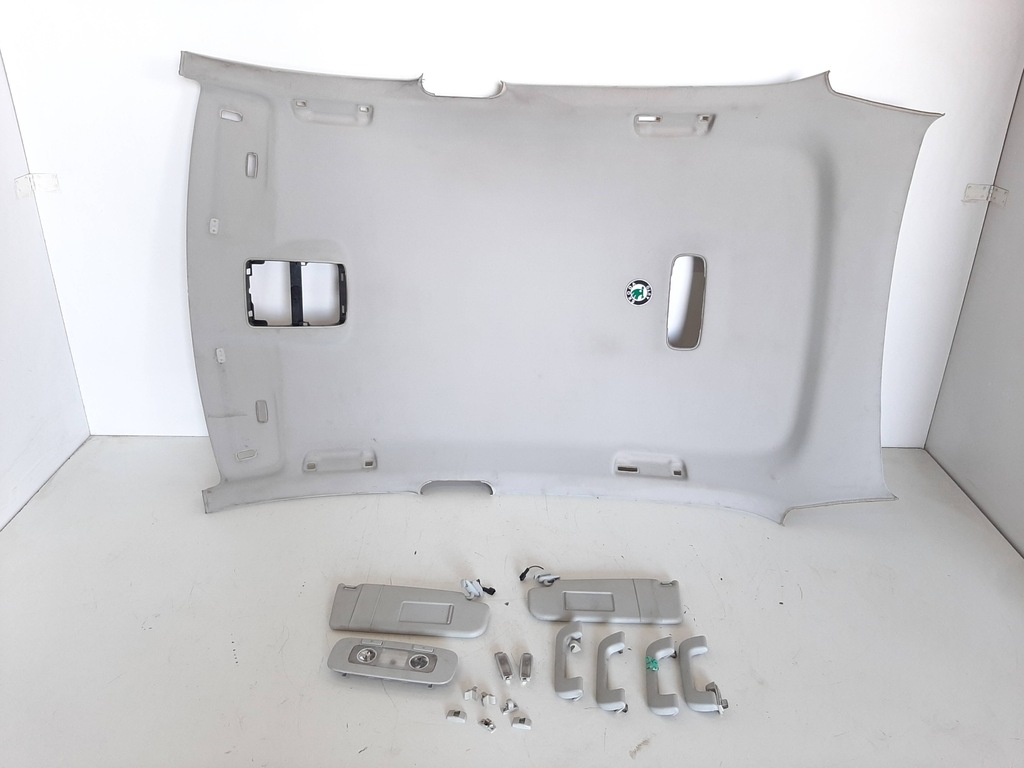 фото №1, Skoda superb ii 2.0tdi 09r потолок ручки козырьки лампа 3t0867501