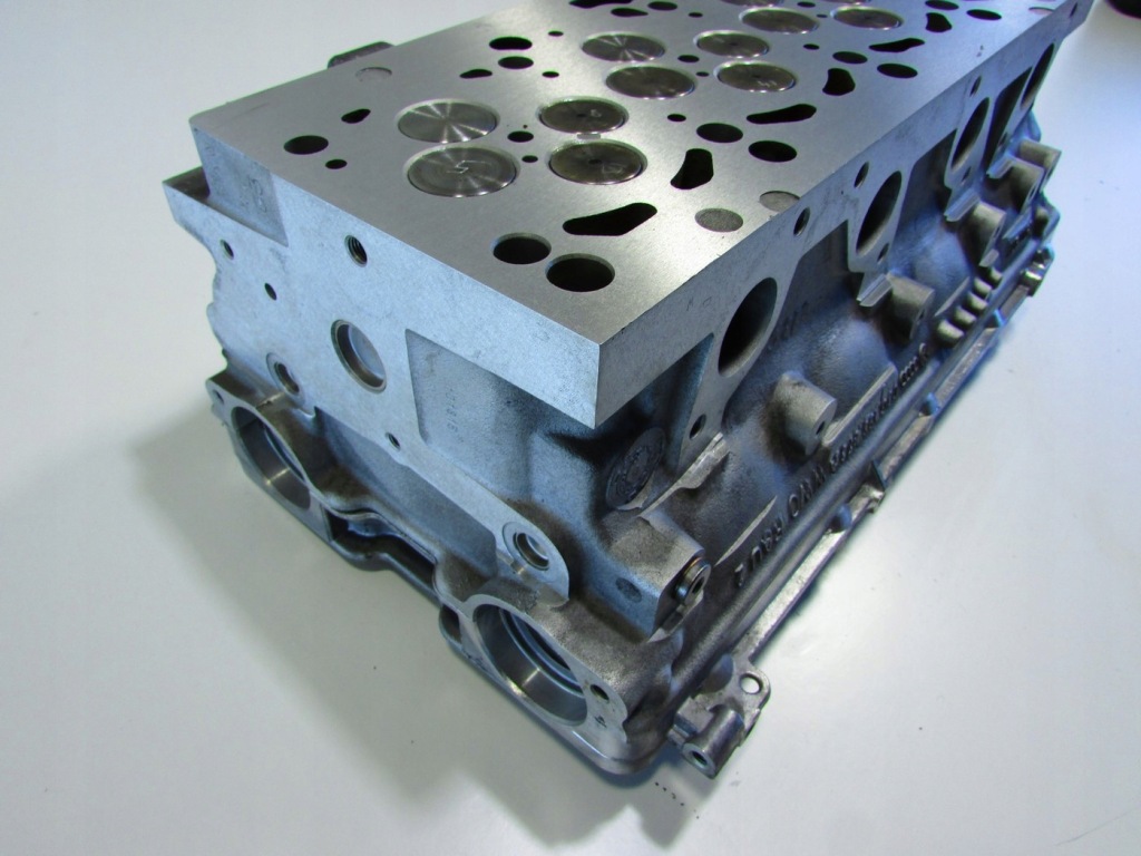 Головка audi a4 vw passat b6 golf vskoda octavia ii 2.0 tdi 16 bkd bkp bre Ціна