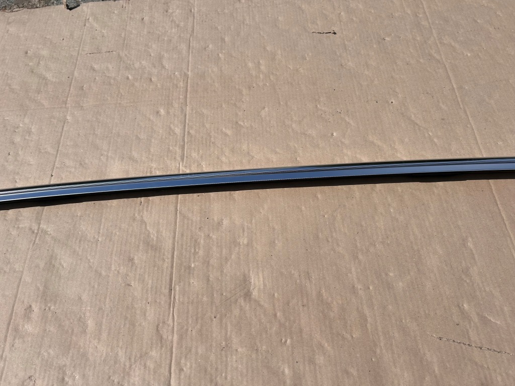 Audi a4 b8 8k9 рейлінги дахові 8k9860022a 8k9860021a оригінал Оригінал