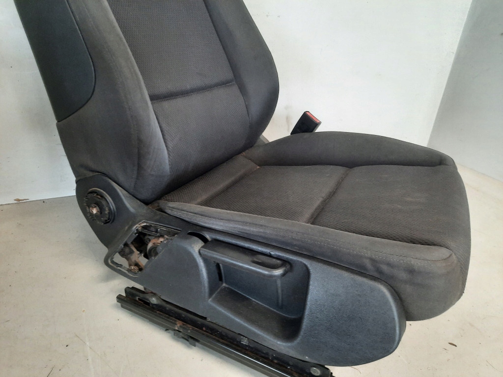 фото №8, Audi a4 00-05 сидіння пасажира