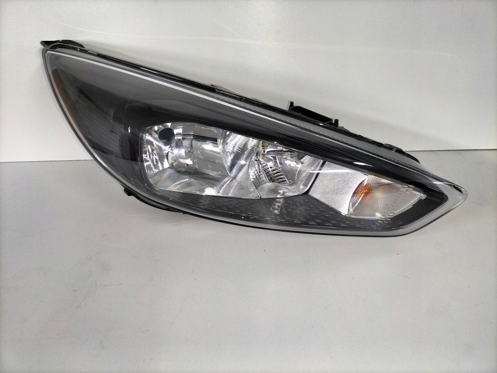 фото №1, Лампа передня права ford focus mk3 lift 14-18