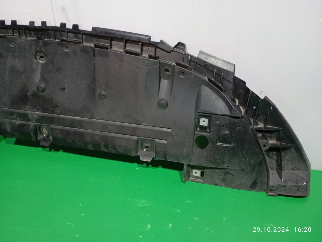 Плита накладка под бампер mercedes w247 gla оригинальная a2478859109 Недорого