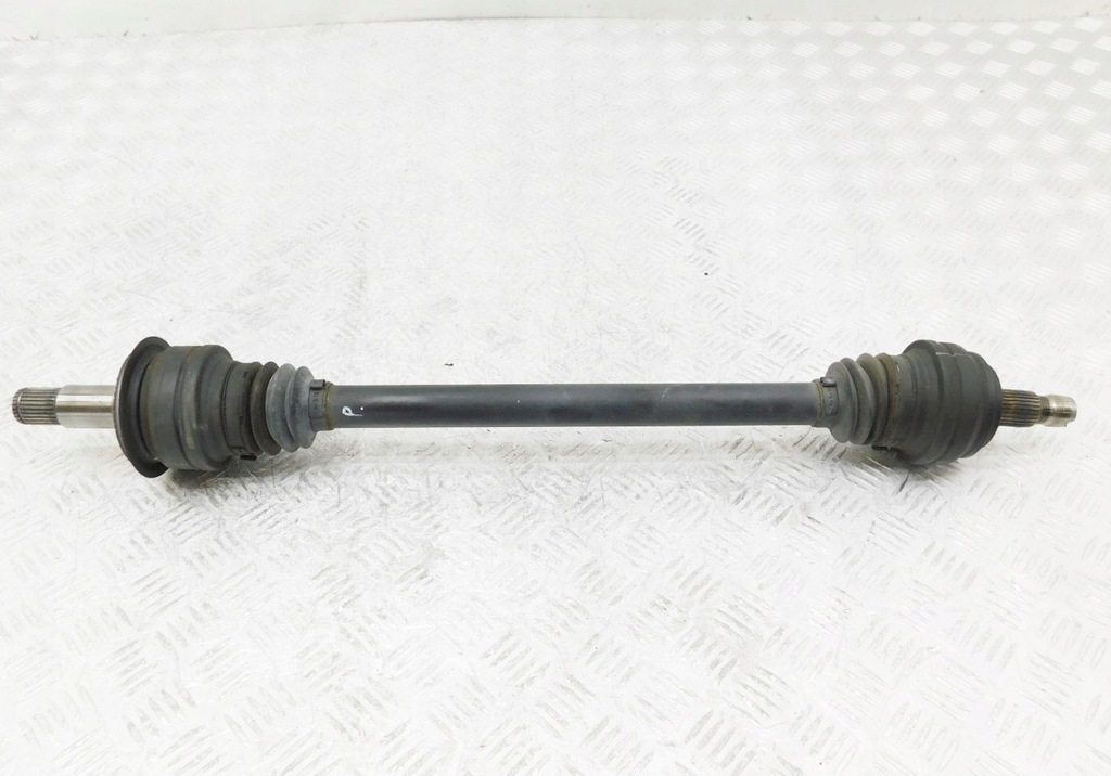 фото №1, Привідний вал права задня - mercedes c w205 c400 3.0b 4matic